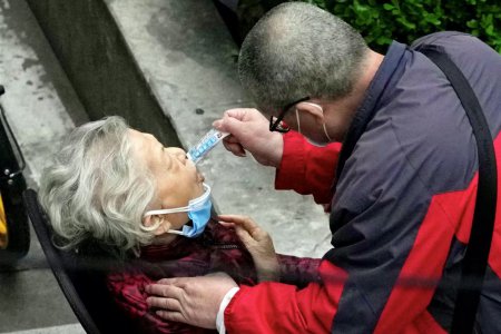 上海發放中藥連花清瘟膠囊預防新冠感染