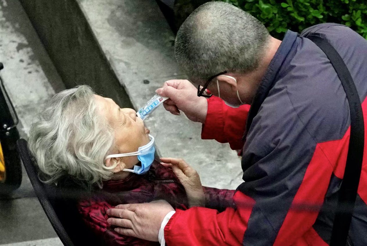 上海發放中藥連花清瘟膠囊預防新冠感染