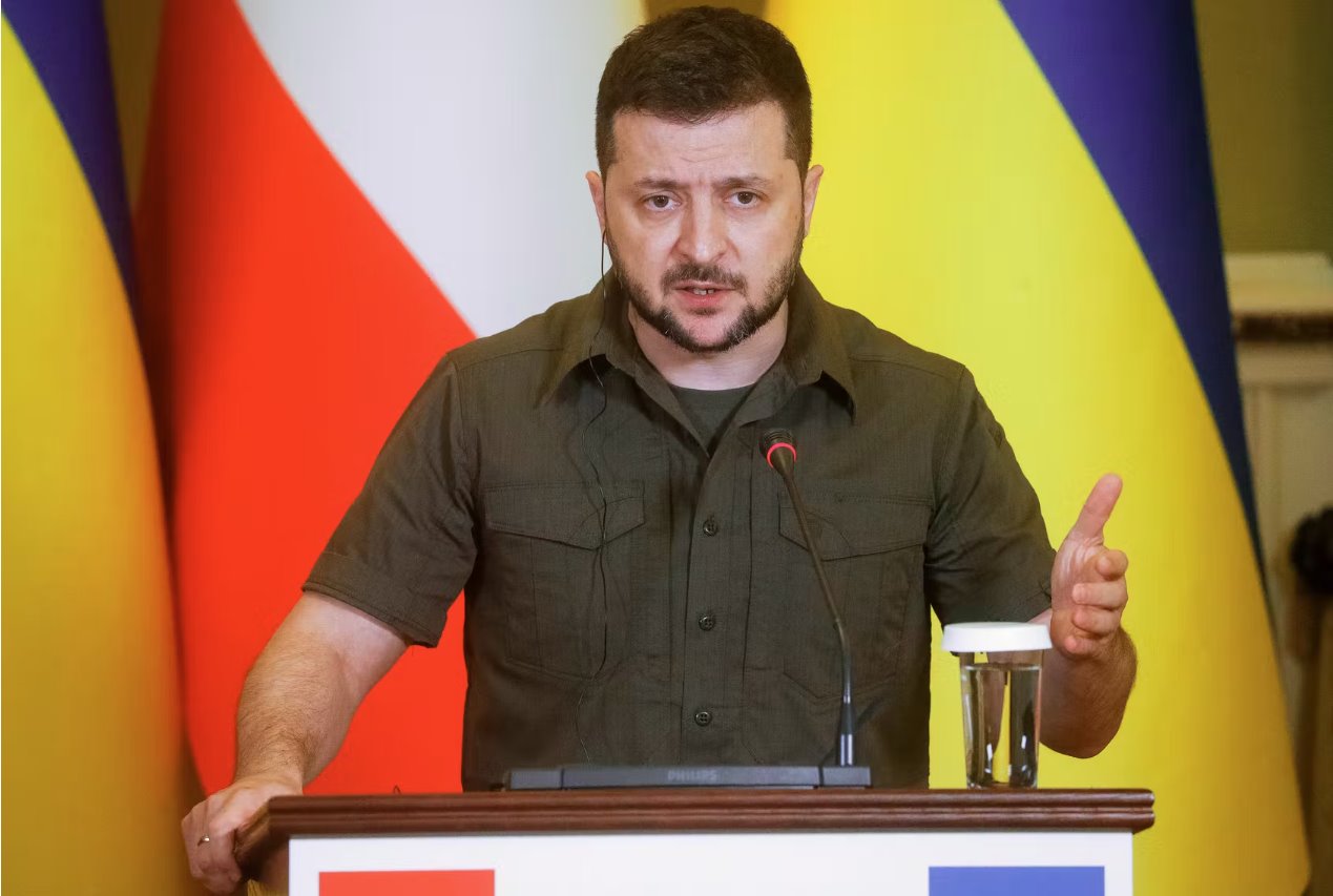 烏克蘭澤連斯基敦促歐盟盡快對俄羅斯石油和所有銀行實施制裁