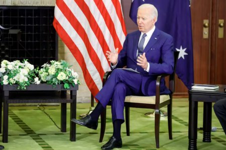 拜登:得州小學槍擊是場“大屠殺”