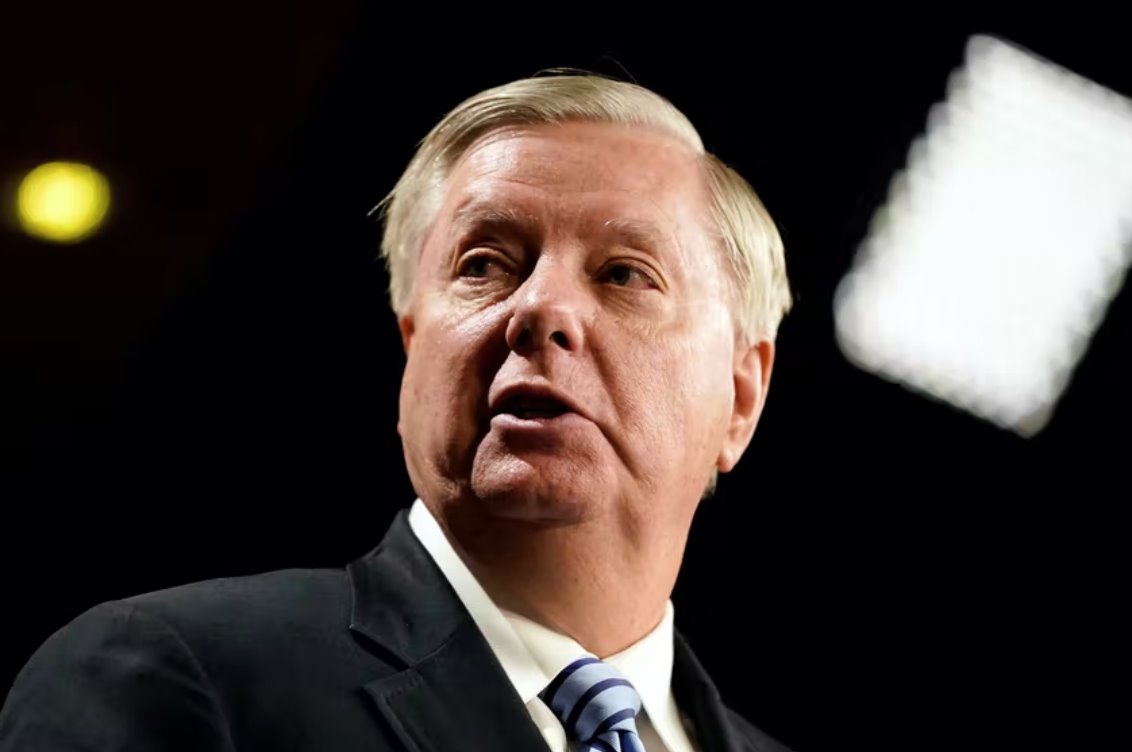 美國參議員在特朗普選舉調查中在大陪審團面前作證