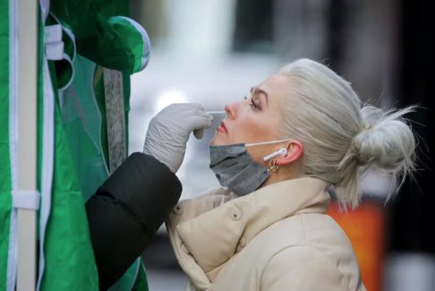 拜登說“大流行已經(jīng)結(jié)束”，即使死亡人數(shù)和成本上