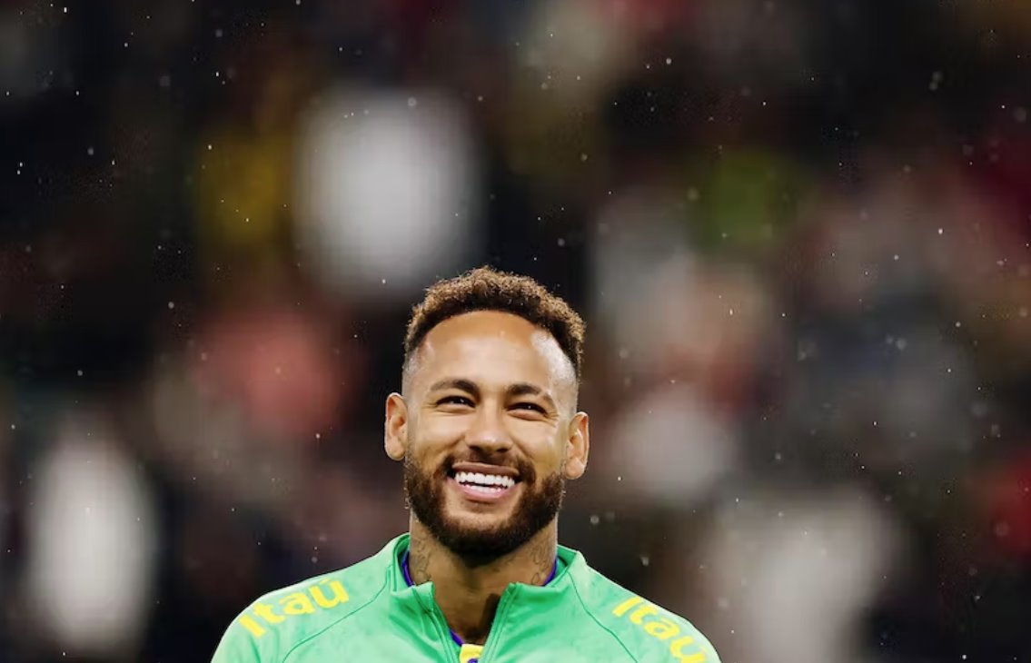 巴西足球明星內馬爾在投票前支持博爾索納羅