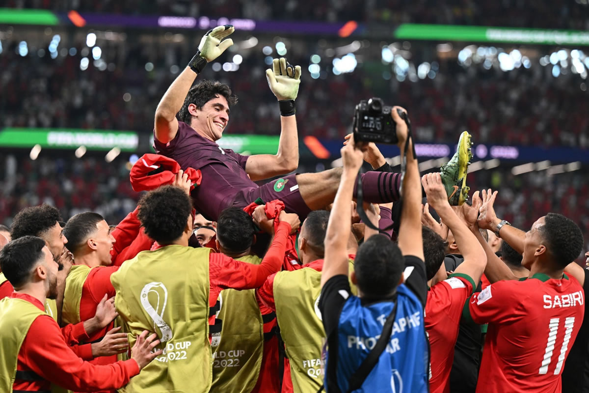 西班牙點球大戰出局 點球大戰摩洛哥隊門將布努撲出3個點球