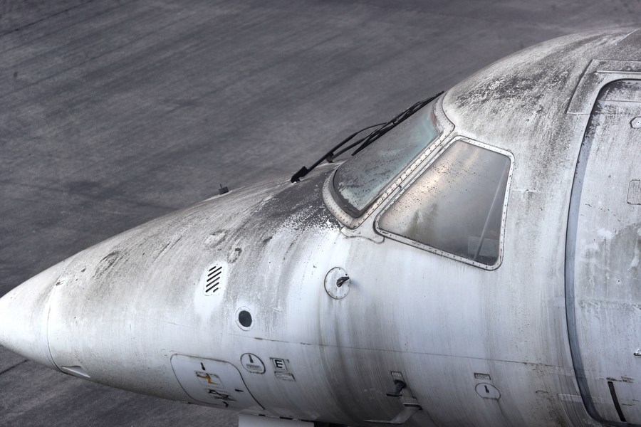 2021年3月23日,危地馬拉富埃戈火山噴發,火山灰擴散到拉奧羅拉國際機場。