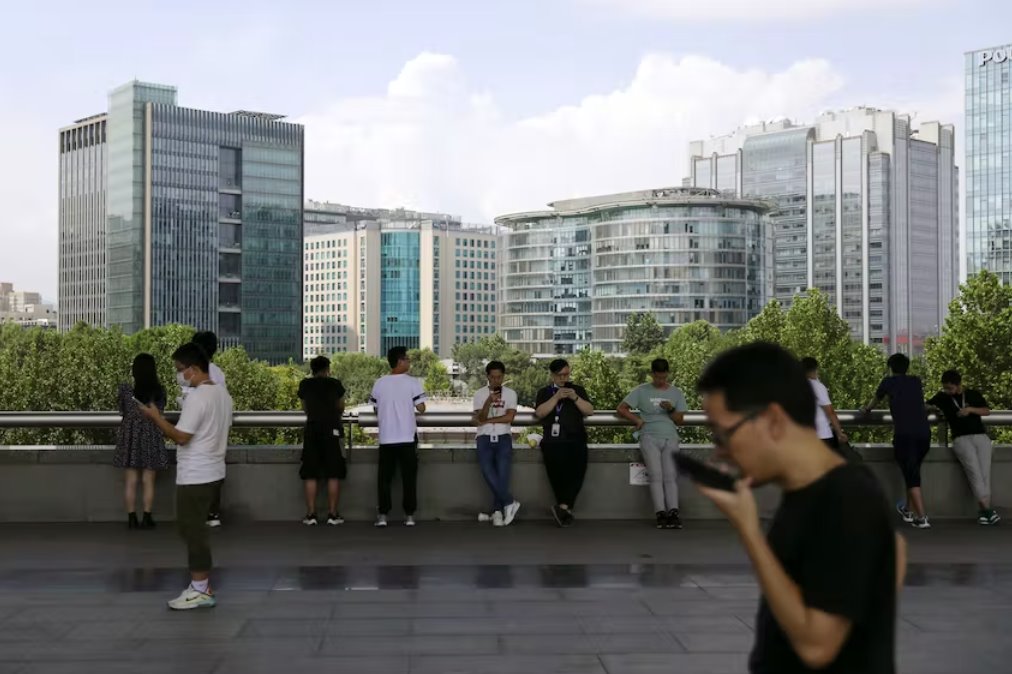 隨著中國新冠感染激增 上海要求居民在圣誕節留在家中