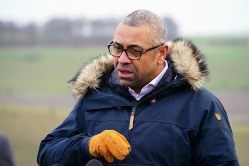 幫助烏克蘭武裝起來是和平的最快途徑——英國外交