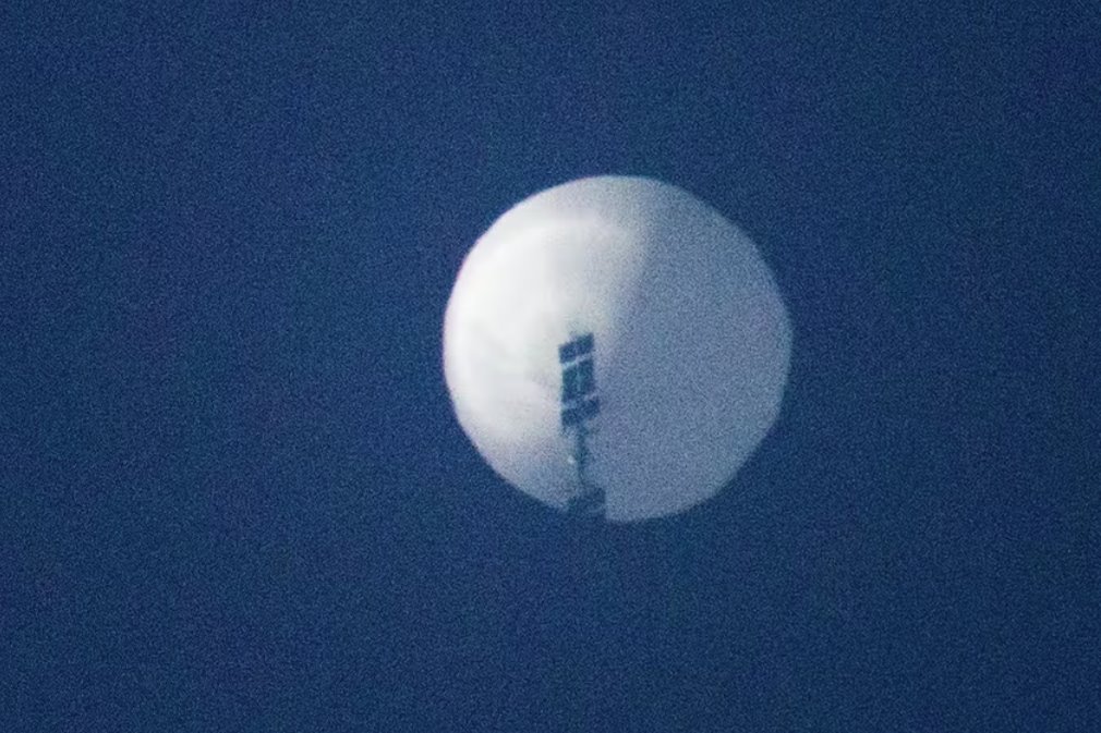 五角大樓稱中國間諜氣球飛過美國上空