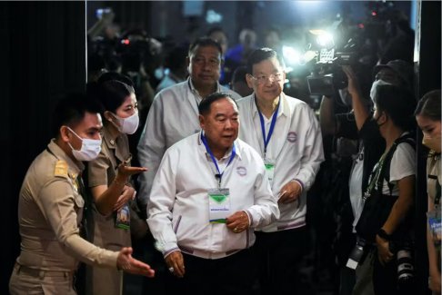 泰國大選 總理候選人中的將軍、大亨和政治新手