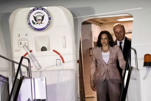 哈里斯在立法者因槍支抗議被驅逐后訪問田納西州