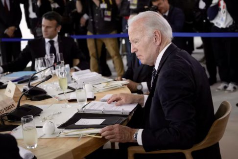 拜登支持在F-16戰(zhàn)斗機(jī)上訓(xùn)練烏克蘭飛行員的計(jì)劃