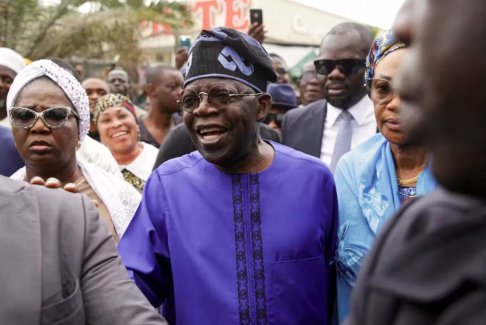 博拉·廷努布 (Bola Tinubu) 將宣誓就任尼日利亞總統