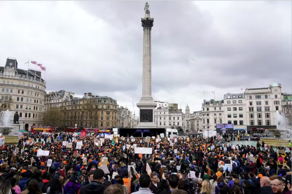 英格蘭初級醫生計劃舉行更多罷工以爭取更高的薪水