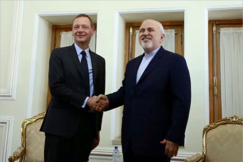 法國外交官稱中國不應該向俄羅斯提供軍事裝備