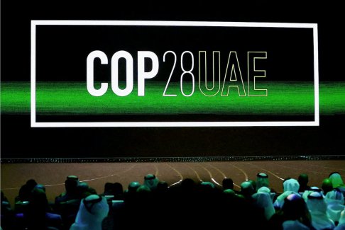 60多個國家支持在十年內將可再生能源增加兩倍的協