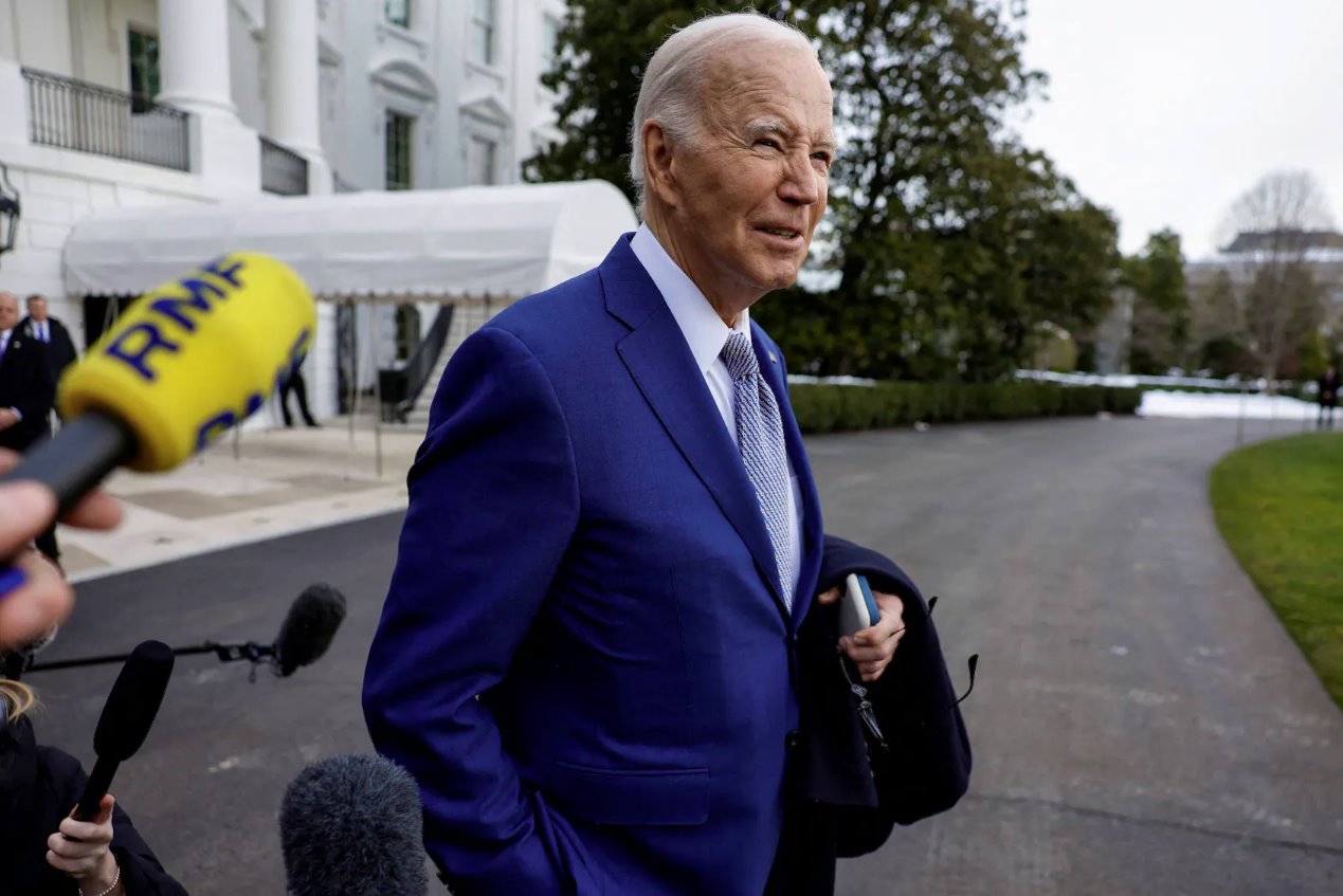 美國總統喬&middot;拜登于2024年1月18日在美國華盛頓離開白宮前往北卡羅來納州。