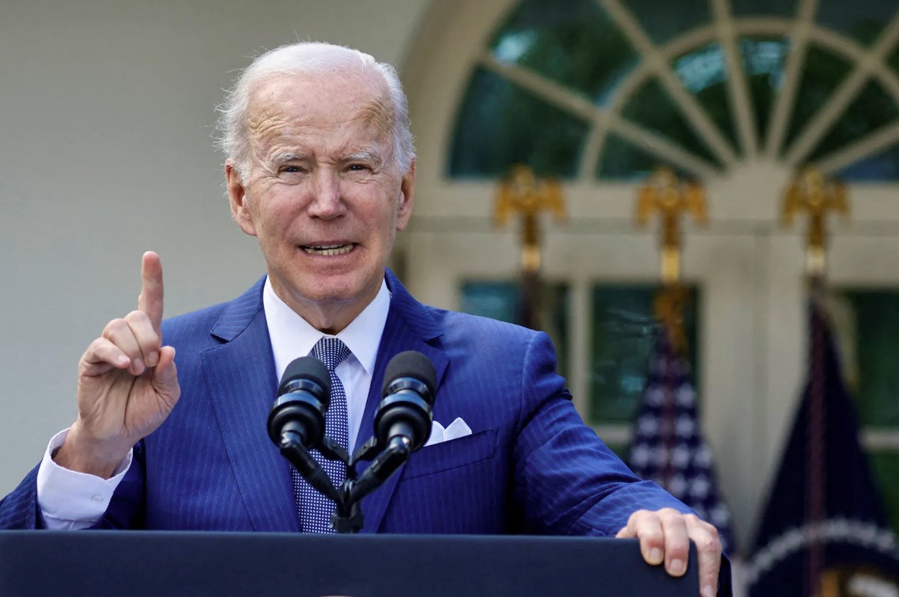 2022年9月27日,美國總統喬·拜登在美國華盛頓白宮玫瑰園舉行的有關醫療保健費用、醫療保險和社會保障的活動上發表講話。