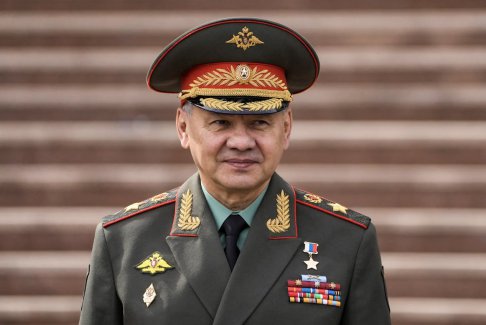 普京任命經(jīng)濟學家新任國防部長