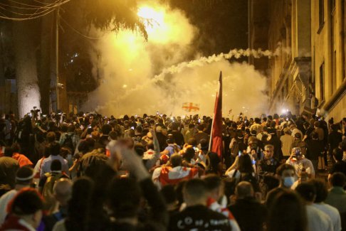 格魯吉亞央行斥資6000萬美元支持拉里應(yīng)對政治危機(jī)