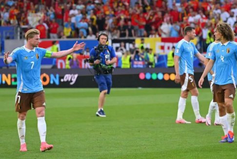 比利時艱難晉級歐洲杯16強 球迷噓聲嘲笑