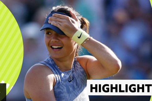 英國網球選手拉杜卡努挽救賽點后首奪前十名