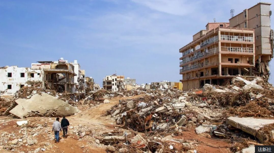 利比亞北部德爾納市市長表示,洪水可能導(dǎo)致多達(dá)2萬人死亡