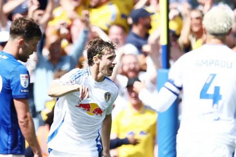 錦標賽全場比賽利茲聯3-3樸茨茅斯