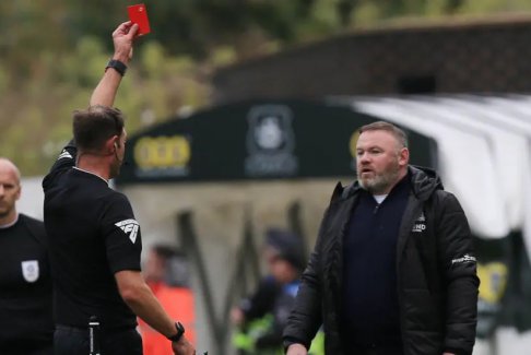 魯尼紅牌后被控不當行為