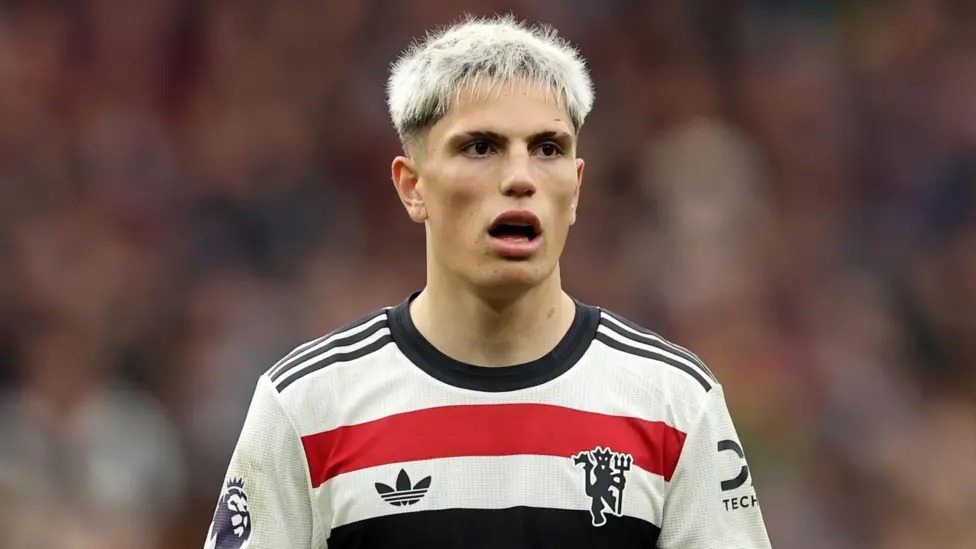 亞歷杭德羅&middot;加納喬(AlejandroGarnacho)幫助阿根廷隊在夏季奪得創紀錄的第16座美洲杯冠軍