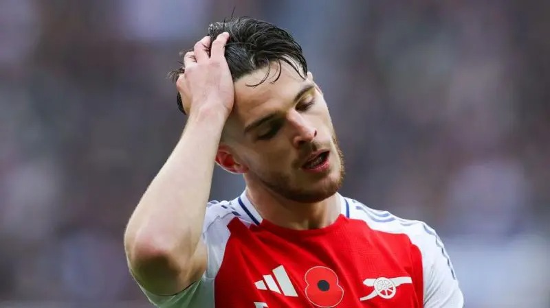 德克蘭&middot;賴斯(DeclanRice)于11月2日代表阿森納對陣紐卡斯爾