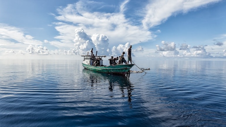 巴瑤族群在生物學上適應了海上生活