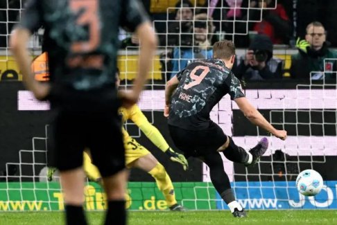 德甲聯(lián)賽門興格拉德巴赫0-1拜仁慕尼黑