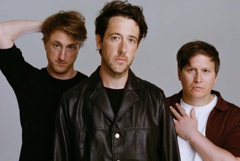 薩頓的英超預測嘉賓TheWombats鼓手兼埃弗頓球迷丹·哈