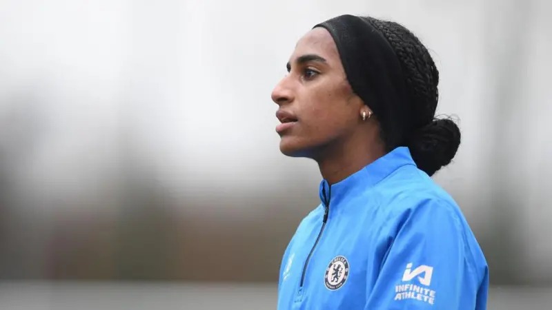 切爾西隊的娜奧米&middot;吉爾瑪(NaomiGirma)在切爾西女子足球俱樂部