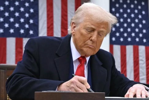 美國最高法院暫停恢復被解雇聯(lián)邦工作人員的命令