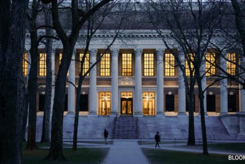 哈佛大學起訴特朗普政府