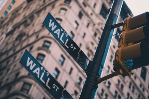 特朗普吹噓50%關稅勝利 華爾街股市漲勢受挫