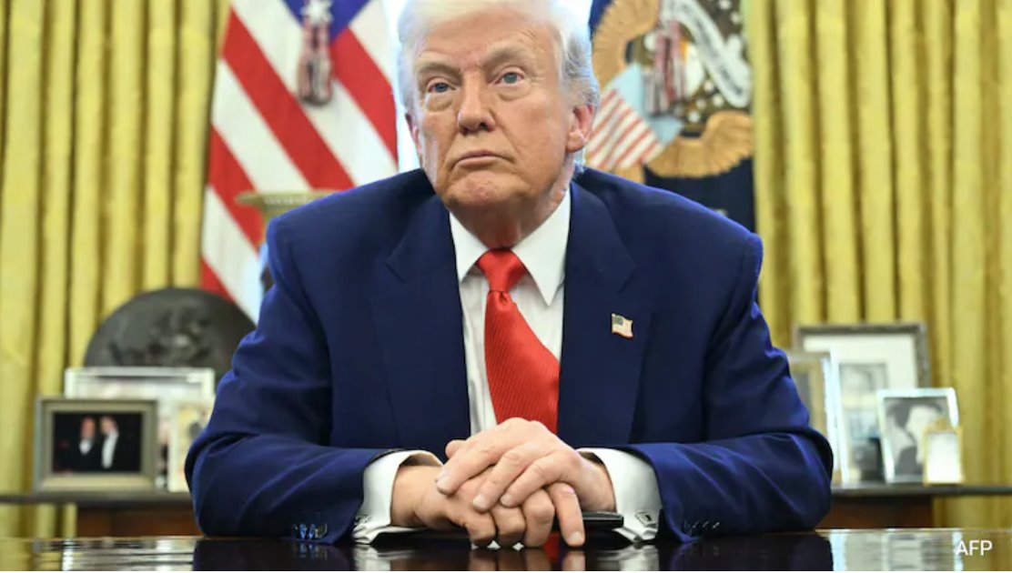 4月9日，特朗普對包括歐盟在內的57個貿易伙伴征收11%至50%的高額進口關稅。