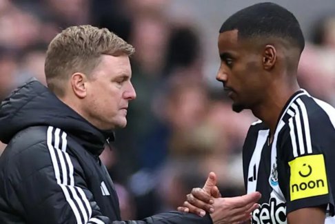 紐卡斯爾主帥：前鋒亞歷山大·伊薩克必須贏得訓練