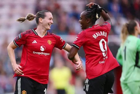 英格蘭女子超級(jí)聯(lián)賽曼聯(lián)4-0萊斯特城