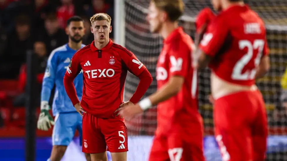 頓涅茨克礦工隊的佩德羅·恩里克進球,將比分改寫為3-1,阿伯丁隊的馬茨·諾斯特看起來很沮喪