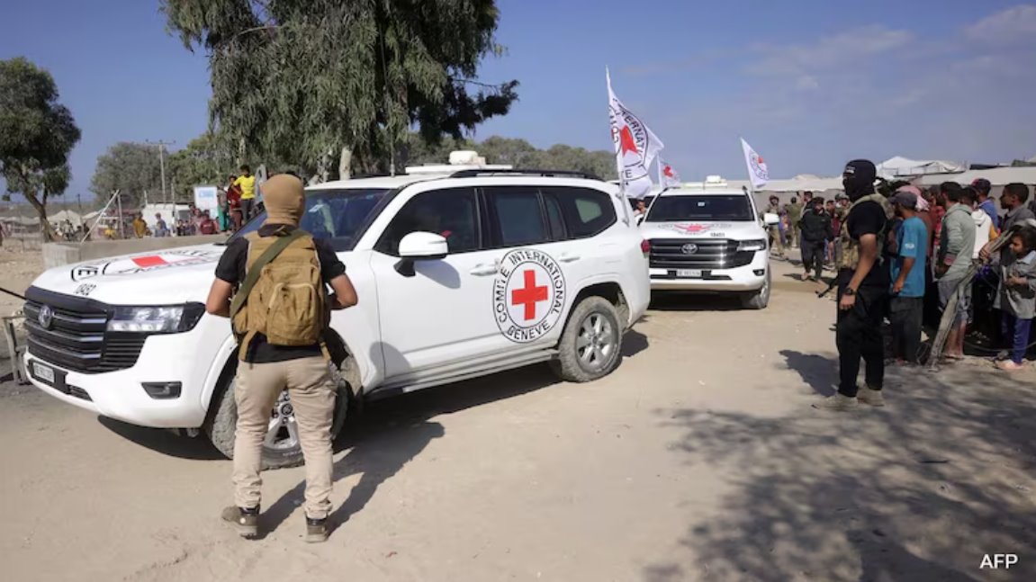 以色列軍方稱,遺體被移交給紅十字會,然后轉運至以色列。