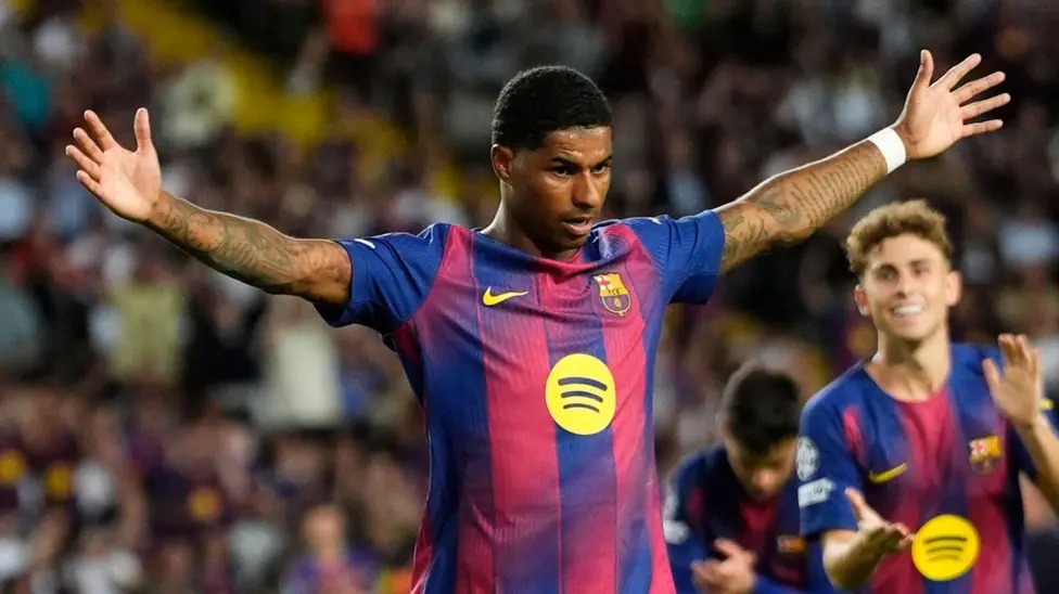 巴塞羅那前鋒馬庫斯·拉什福德在巴塞羅那6-1戰(zhàn)勝奧林匹亞科斯的比賽中梅開二度