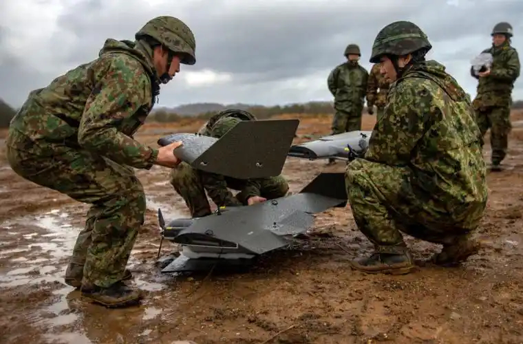 日本自衛(wèi)隊配合高市早苗亮刀