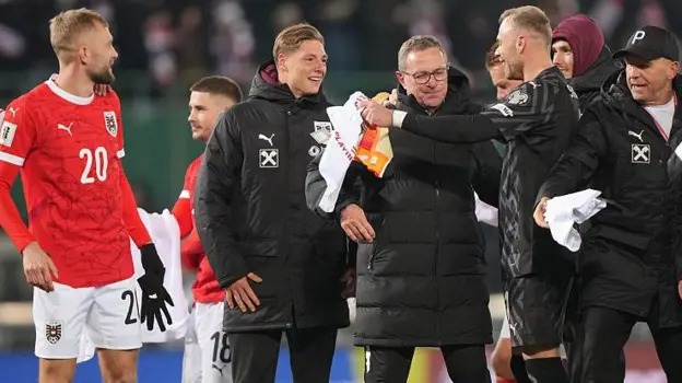 拉爾夫·朗尼克自2022年5月起擔任奧地利國家隊主教練,此前他曾執(zhí)教曼聯(lián)六個月。