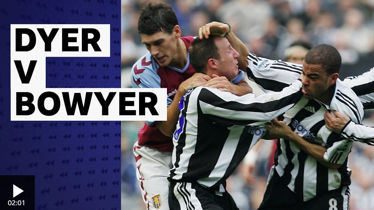 蓋耶被紅牌罰下后,十人應(yīng)戰(zhàn)的埃弗頓爆冷擊敗曼聯(lián)。