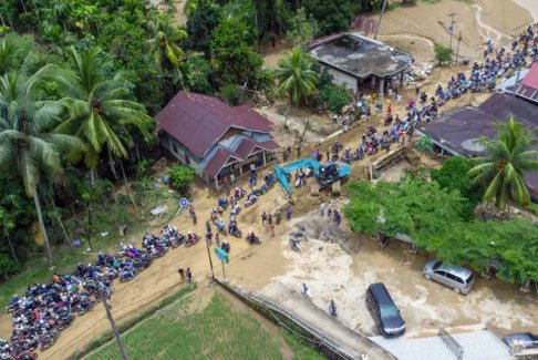 東南亞多地發(fā)生洪水和山體滑坡造成500多人死亡