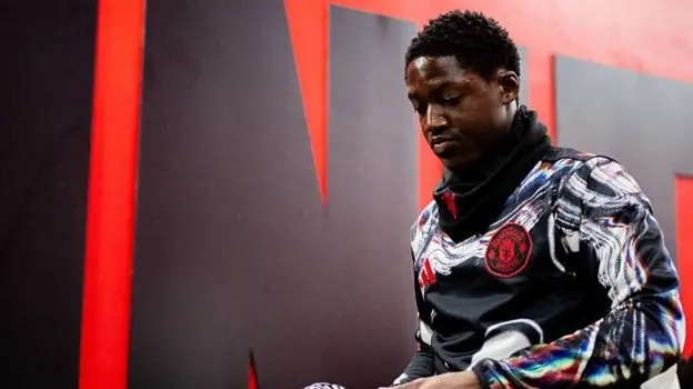 科比·梅努上一次代表曼聯在英超聯賽中首發是在5月11日對陣西漢姆聯的比賽中